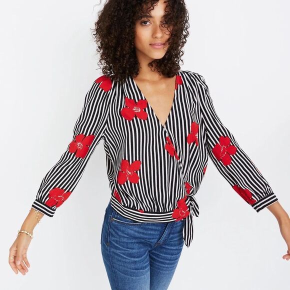 Madewell Wrap Top in Candied Orchids - Picture 2 of 6